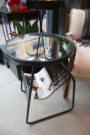 SIDE Table with mag rack